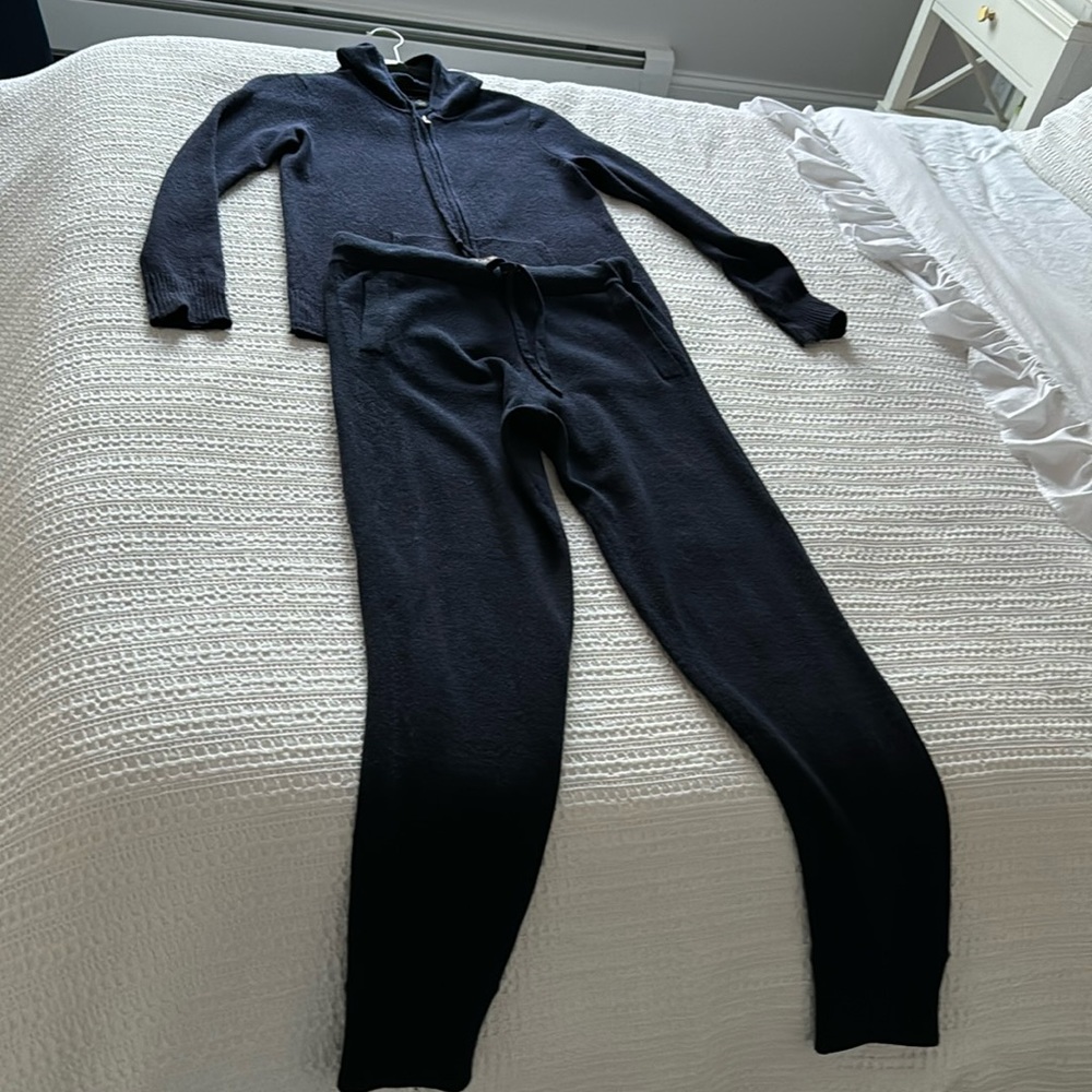 Ralph Lauren 100% cashmere jogger pant and C by Bloomingdales hoodie! XS Navy